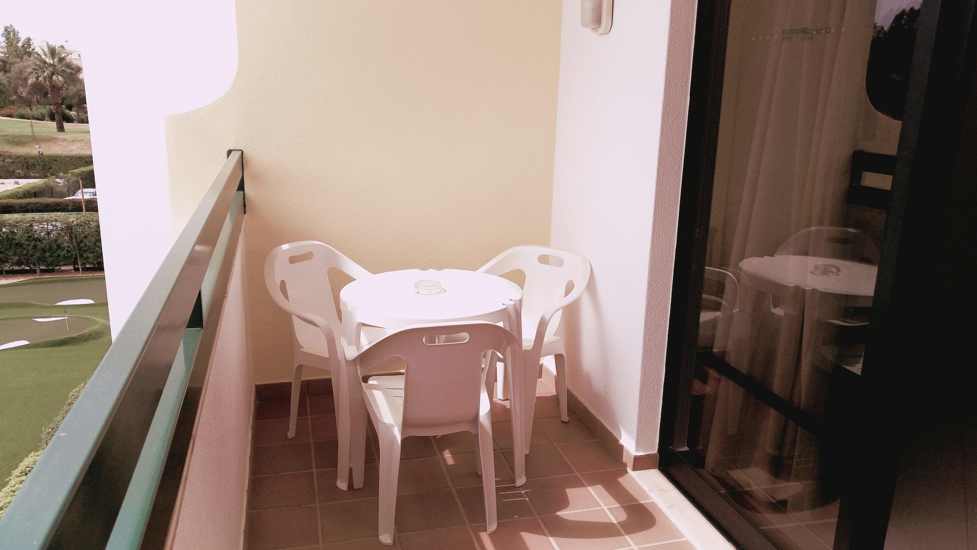 Hotel apartamentowy Ondamar